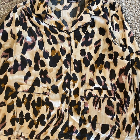 Boohoo Satin Leopard Pajama Set XL - Picture 5 of 6